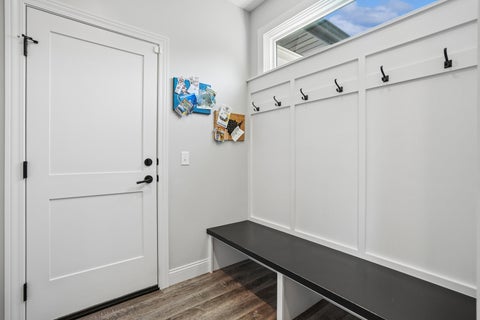 Tiny photo for 4915 Lakeside Drive, Bettendorf, IA 52722 (MLS # 12675755)