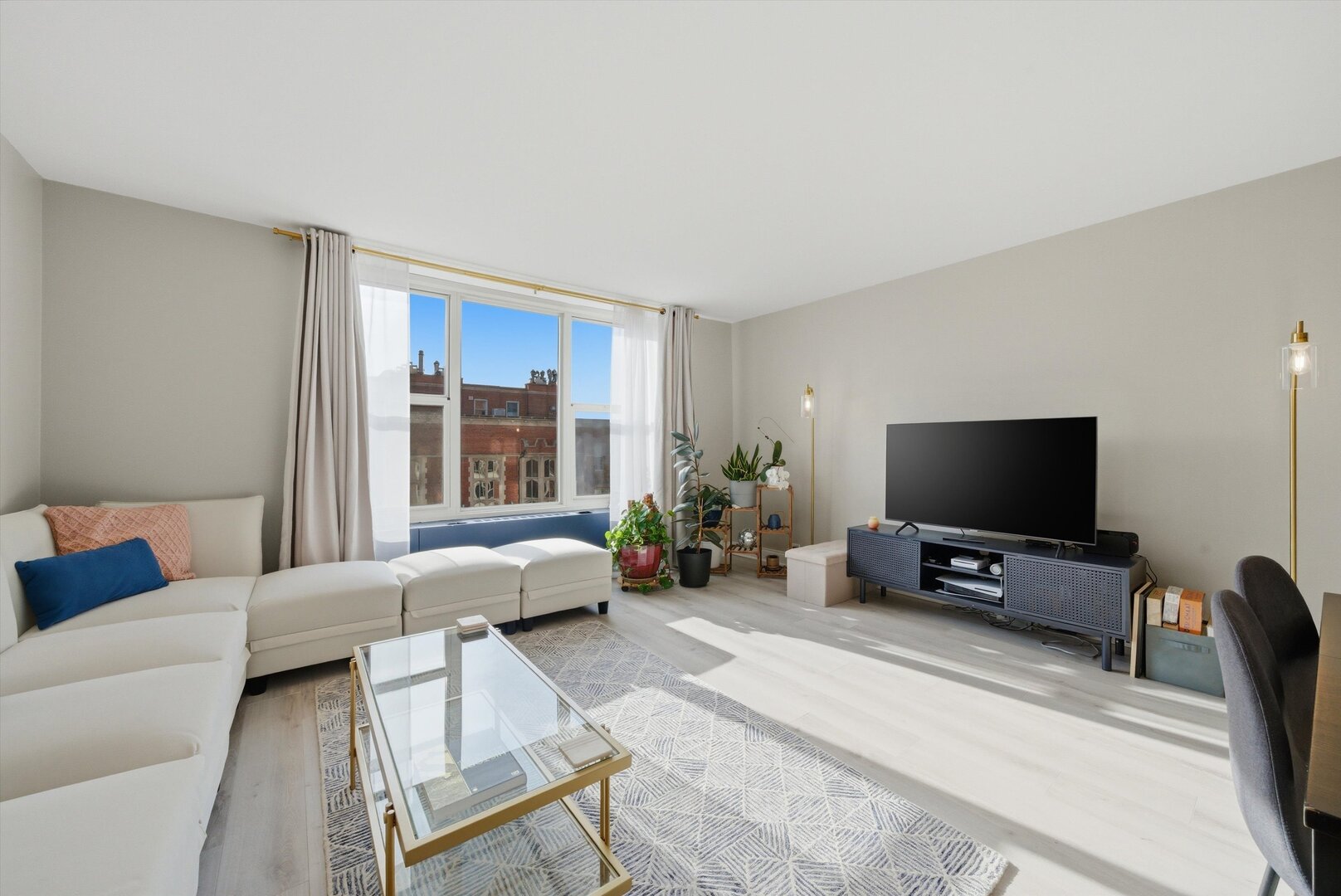 1325 N State Parkway 18D