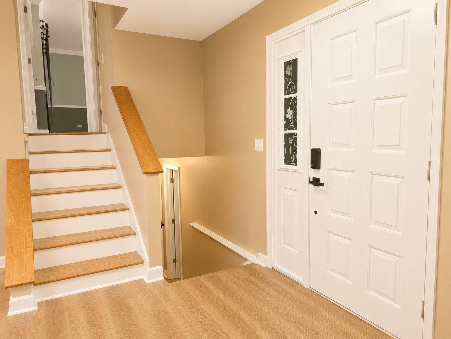 1037 Ridgewood Drive