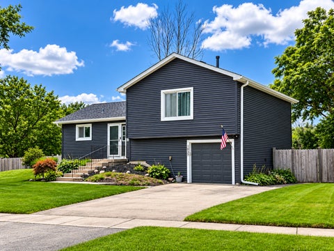 Tiny photo for 1037 Ridgewood Drive, Bolingbrook, IL 60440 (MLS # 12744029)