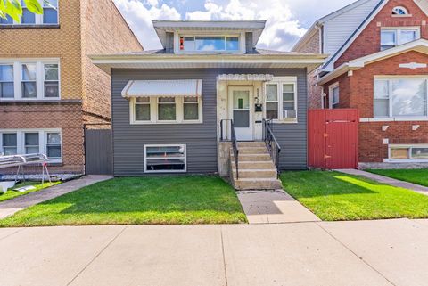 5505 W Parker Avenue Chicago IL 60639
