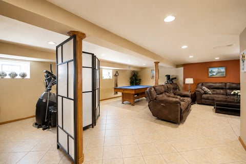 Tiny photo for 4333 N Oleander Avenue, Norridge, IL 60706 (MLS # 12734319)