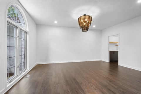 Tiny photo for 1953 Keats Court, Highland Park, IL 60035 (MLS # 12492984)