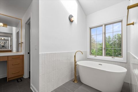Tiny photo for 1953 Keats Court, Highland Park, IL 60035 (MLS # 12492984)