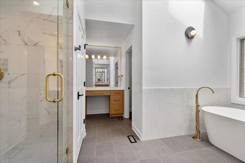 Tiny photo for 1953 Keats Court, Highland Park, IL 60035 (MLS # 12492984)
