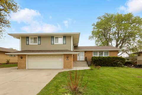Photo of 4608 Sycamore Lane, Rolling Meadows, IL 60008 (MLS # 12634963)