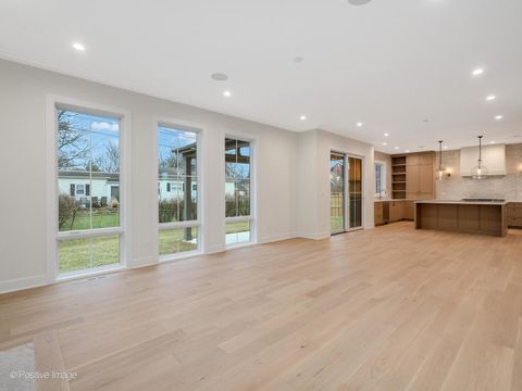 Tiny photo for 1735 Longvalley Road, Glenview, IL 60025 (MLS # 12544264)