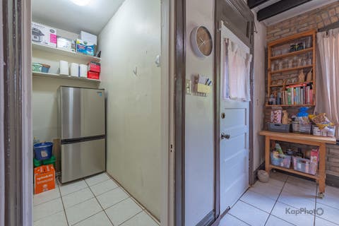 Tiny photo for 850 Washington Boulevard #2, Oak Park, IL 60302 (MLS # 12715446)