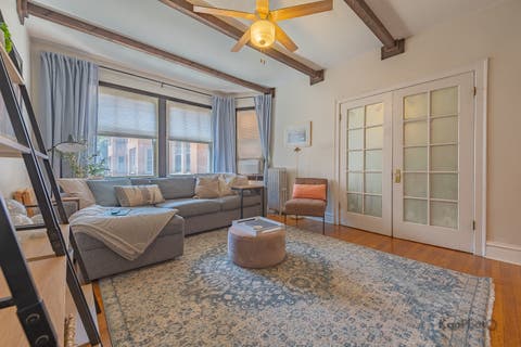 Tiny photo for 850 Washington Boulevard #2, Oak Park, IL 60302 (MLS # 12715446)