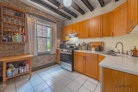 Tiny photo for 850 Washington Boulevard #2, Oak Park, IL 60302 (MLS # 12715446)