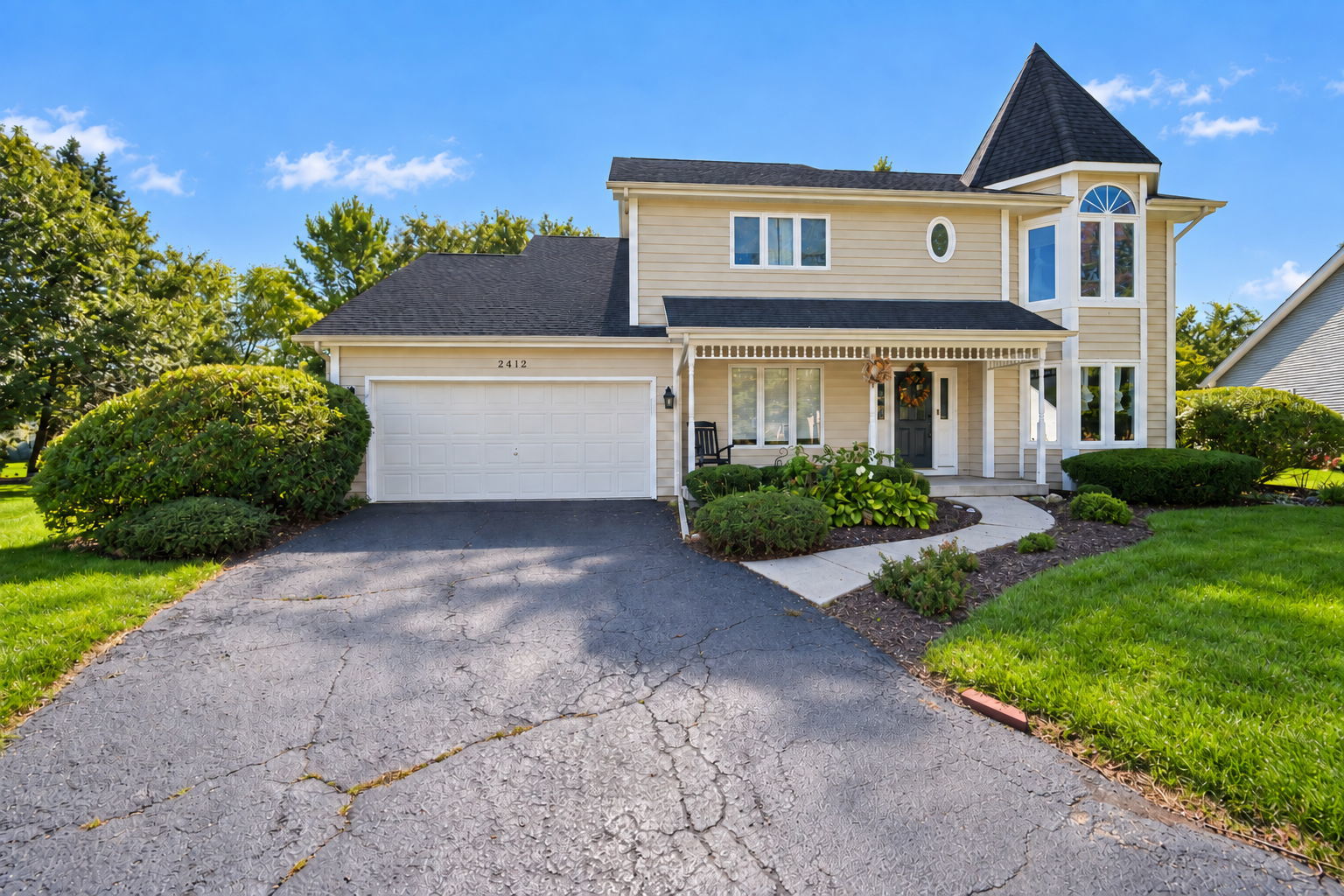 2412 Clifton Court
