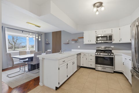 Tiny photo for 1729 Pebble Beach Court, Hoffman Estates, IL 60169 (MLS # 12607550)