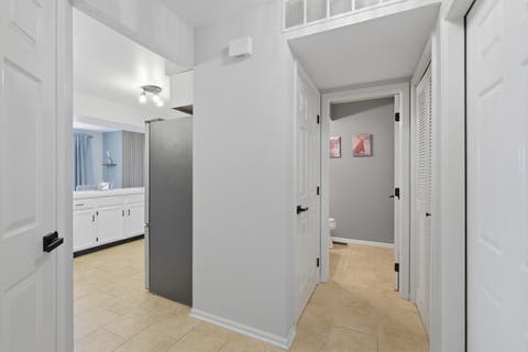 Tiny photo for 1729 Pebble Beach Court, Hoffman Estates, IL 60169 (MLS # 12607550)