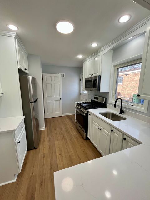 Tiny photo for 10420 S Kildare Avenue, Oak Lawn, IL 60453 (MLS # 12555493)