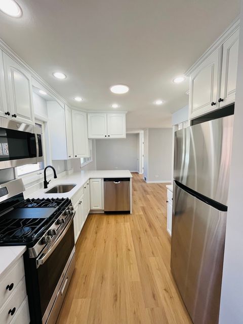 Tiny photo for 10420 S Kildare Avenue, Oak Lawn, IL 60453 (MLS # 12555493)