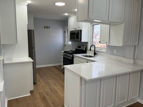 Tiny photo for 10420 S Kildare Avenue, Oak Lawn, IL 60453 (MLS # 12555493)