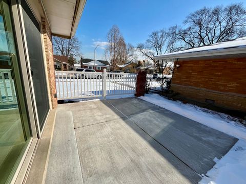 Tiny photo for 10420 S Kildare Avenue, Oak Lawn, IL 60453 (MLS # 12555493)