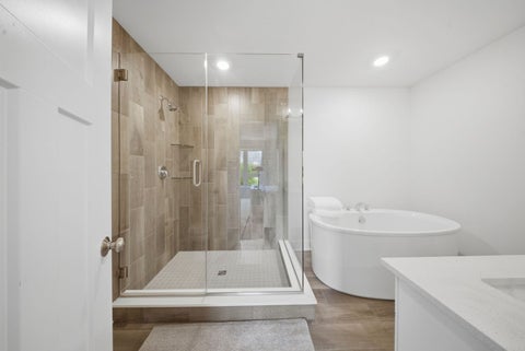 Tiny photo for 214 W Sigwalt Street, Arlington Heights, IL 60005 (MLS # 12682101)