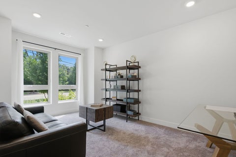 Tiny photo for 214 W Sigwalt Street, Arlington Heights, IL 60005 (MLS # 12682101)