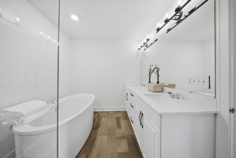 Tiny photo for 214 W Sigwalt Street, Arlington Heights, IL 60005 (MLS # 12682101)