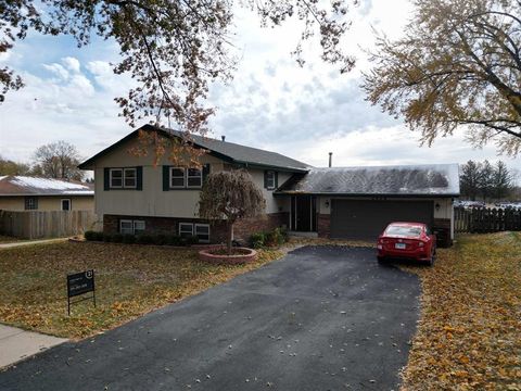 3008 Carriage Lane Rockford IL 61101