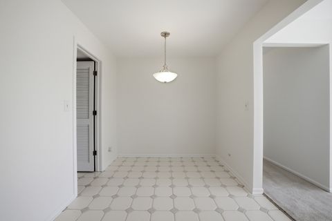 Tiny photo for 1447 Club Drive #A, Glendale Heights, IL 60139 (MLS # 12617068)