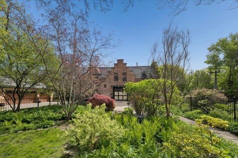 Tiny photo for 4923 S Greenwood Avenue, Chicago, IL 60615 (MLS # 12752094)