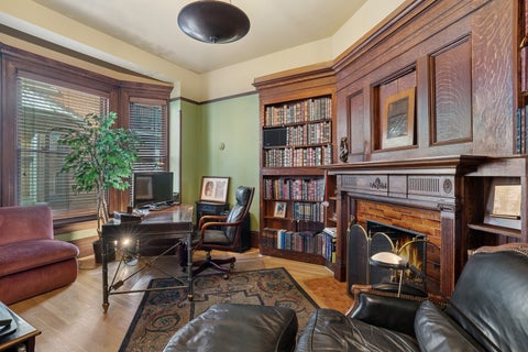 Tiny photo for 4923 S Greenwood Avenue, Chicago, IL 60615 (MLS # 12752094)