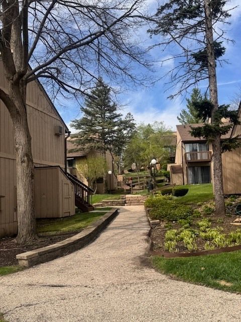 Tiny photo for 28 Jamaica Colony #3, Fox Lake, IL 60020 (MLS # 12622712)