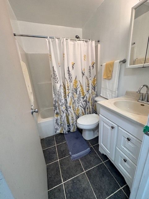 Tiny photo for 28 Jamaica Colony #3, Fox Lake, IL 60020 (MLS # 12622712)