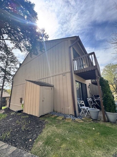 Tiny photo for 28 Jamaica Colony #3, Fox Lake, IL 60020 (MLS # 12622712)