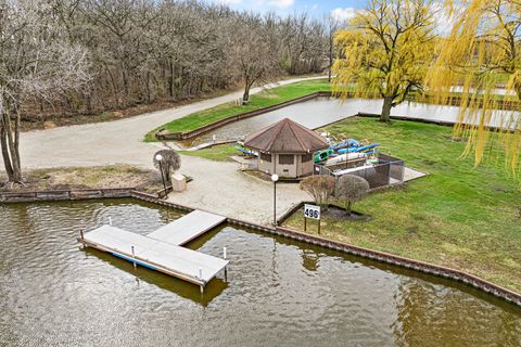 Tiny photo for 28 Jamaica Colony #3, Fox Lake, IL 60020 (MLS # 12622712)