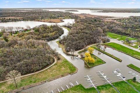 Tiny photo for 28 Jamaica Colony #3, Fox Lake, IL 60020 (MLS # 12622712)