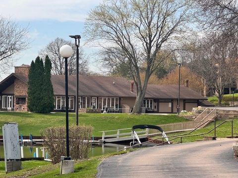 Tiny photo for 28 Jamaica Colony #3, Fox Lake, IL 60020 (MLS # 12622712)