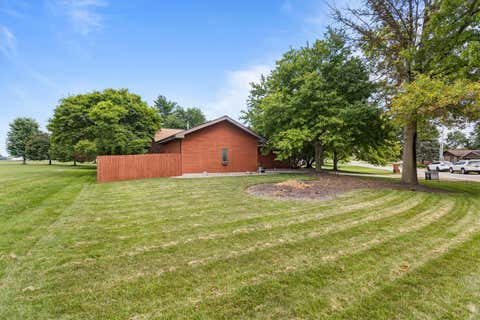 Tiny photo for 2106 Hagan Boulevard, Urbana, IL 61801 (MLS # 12725487)