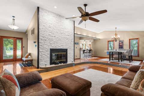 Tiny photo for 2106 Hagan Boulevard, Urbana, IL 61801 (MLS # 12725487)