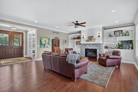 Tiny photo for 6278 Cardinal Road, Bettendorf, IA 52722 (MLS # 12730902)