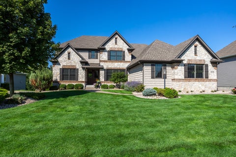 Tiny photo for 6278 Cardinal Road, Bettendorf, IA 52722 (MLS # 12730902)