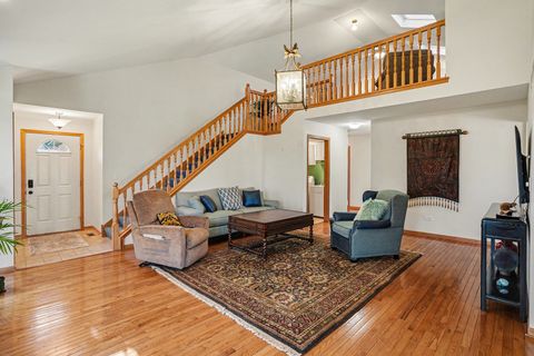 Tiny photo for 10942 Liz Lane, Orland Park, IL 60467 (MLS # 12542660)