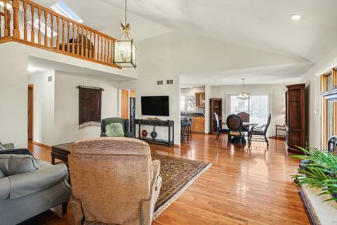 Tiny photo for 10942 Liz Lane, Orland Park, IL 60467 (MLS # 12542660)