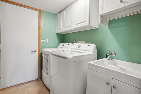 Tiny photo for 10942 Liz Lane, Orland Park, IL 60467 (MLS # 12542660)