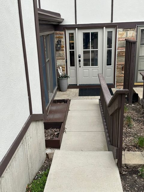 32 White Oak Circle Unit 0, St. Charles, IL 60174 - #: 12618002