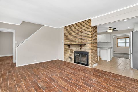 Tiny photo for 4239 Custer Avenue, Lyons, IL 60534 (MLS # 12480822)
