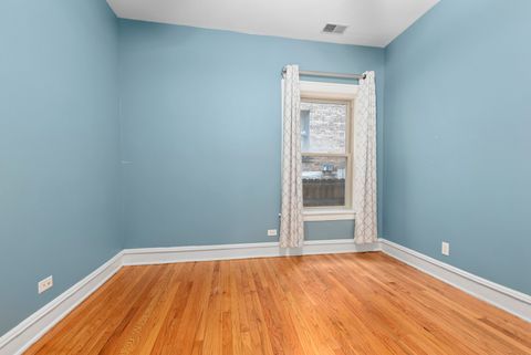 Tiny photo for 219 N Oak Park Avenue #1E, Oak Park, IL 60302 (MLS # 12571820)