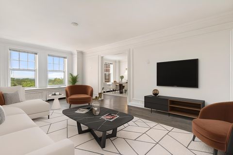 Tiny photo for 5000 N Marine Drive #7D, Chicago, IL 60640 (MLS # 12501692)