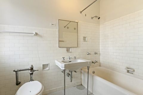 Tiny photo for 5000 N Marine Drive #7D, Chicago, IL 60640 (MLS # 12501692)