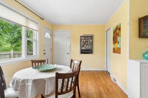 Tiny photo for 712 Saint Marys Parkway, Buffalo Grove, IL 60089 (MLS # 12715321)