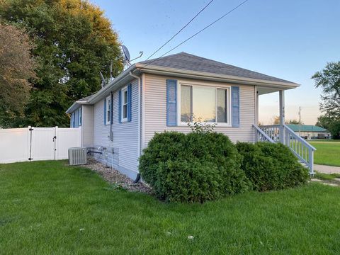 Tiny photo for 406 S Jackson Street, Gardner, IL 60424 (MLS # 12451746)