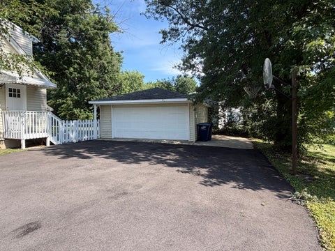 Tiny photo for 321 Janet Avenue, Darien, IL 60561 (MLS # 12727816)