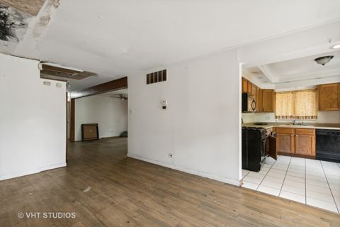 Tiny photo for 224 Shabbona Drive, Park Forest, IL 60466 (MLS # 12365453)